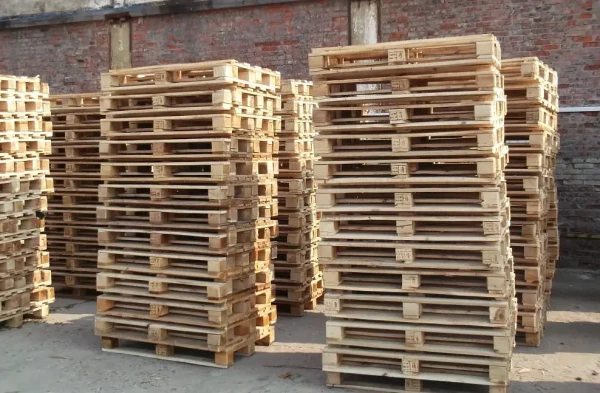 200 pallets for the charitable fund "You are with us"