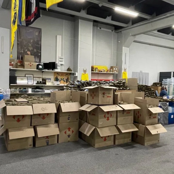 24 parcels with 4,577 units of medicines to the frontline with the "Ptakhy" project